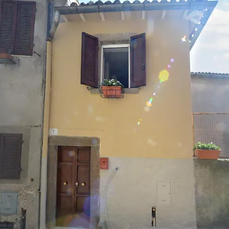 Rocca Dei Papi *